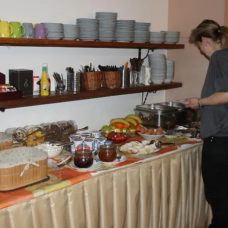 Labut Hotel